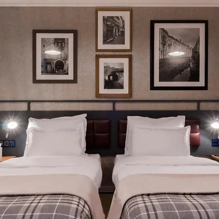 Ax The Saint John 4*