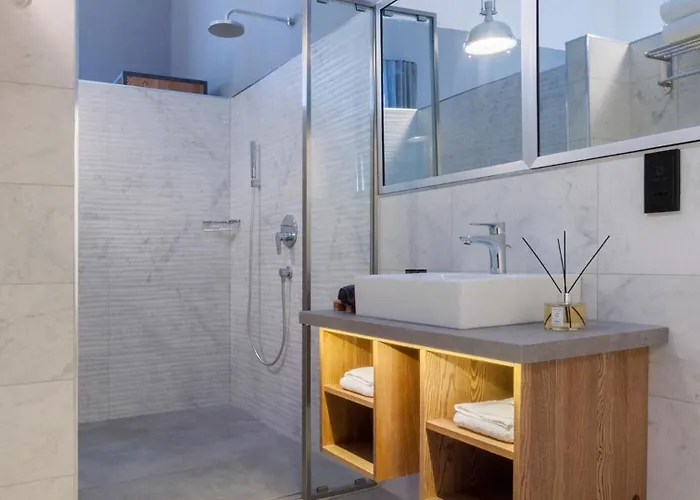 Ax The Saint John Hotel